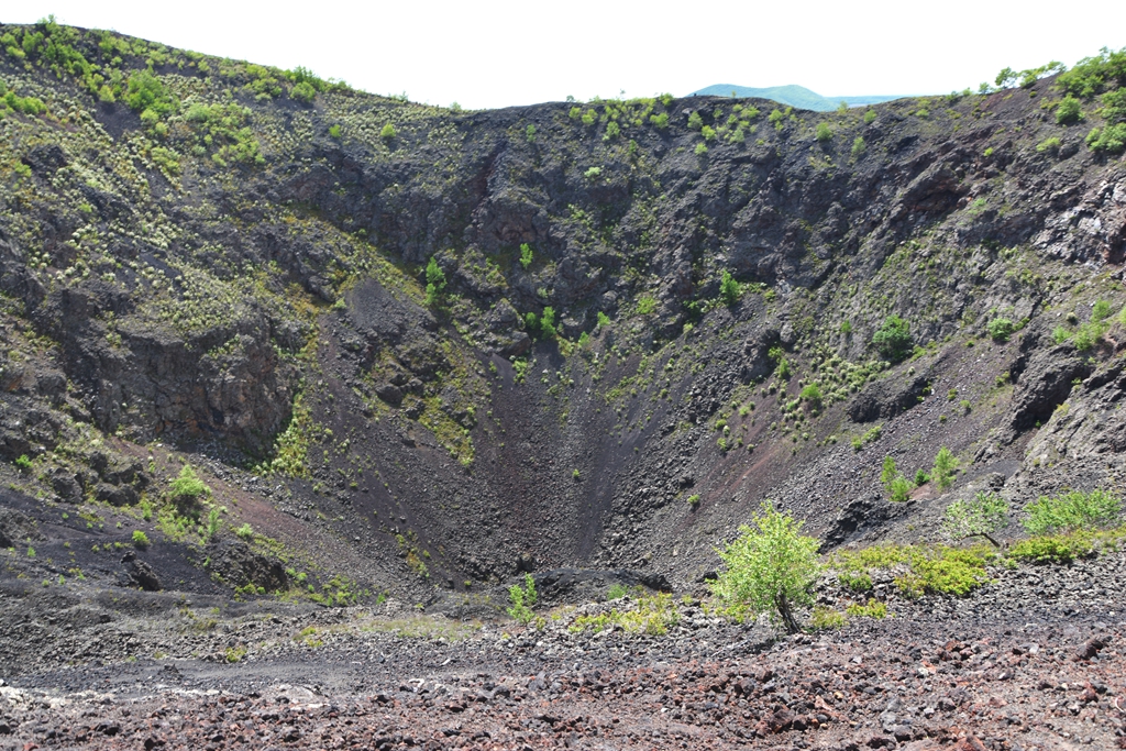黑龙江火山取得胜利，实力逐步提升