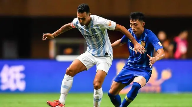 富力客战失意遭遇连败，需振奋信念及时调整