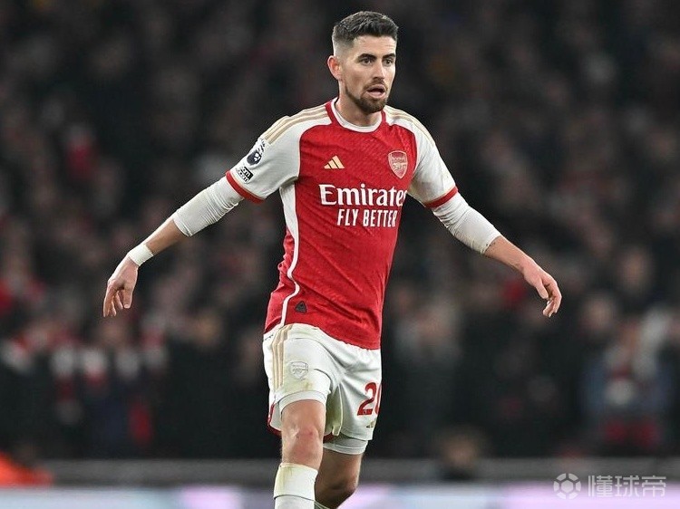 包含拜仁慢热，欧冠表现备受质疑的词条