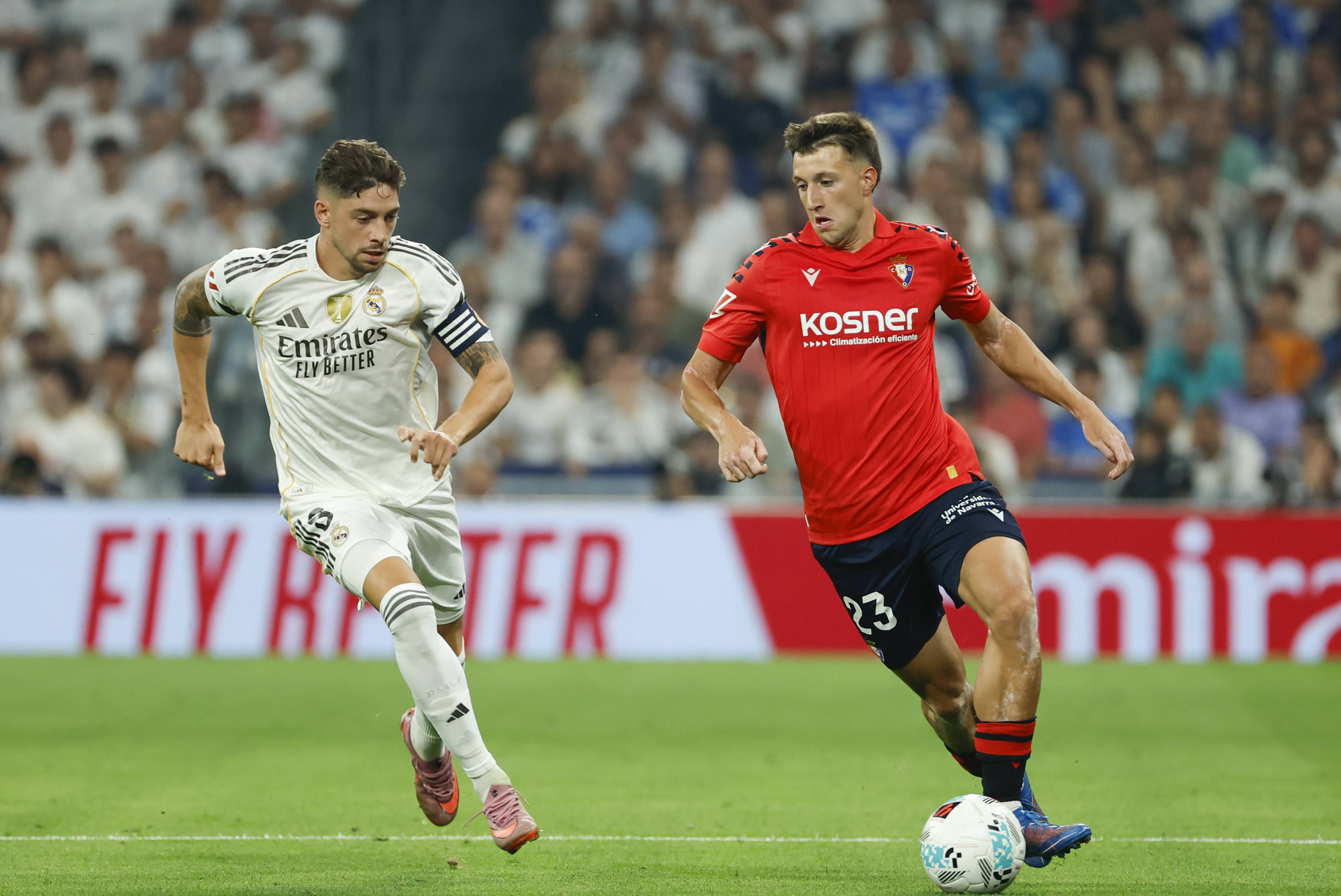 包含皇家马德里击败奥萨苏纳,继续保持西甲榜首位置的词条 包含皇家马德里击败奥萨苏纳,继续保持西甲榜首位置的词条